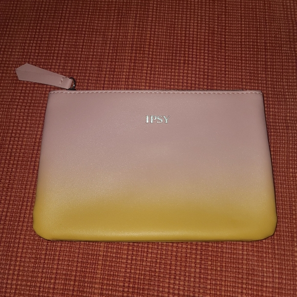 4 NEW IPSY BAGS, PURSE, WALLET, CLUTCH, BEACHY, (CARRY PHONE) MAKEUP GIFT. - Picture 3 of 11